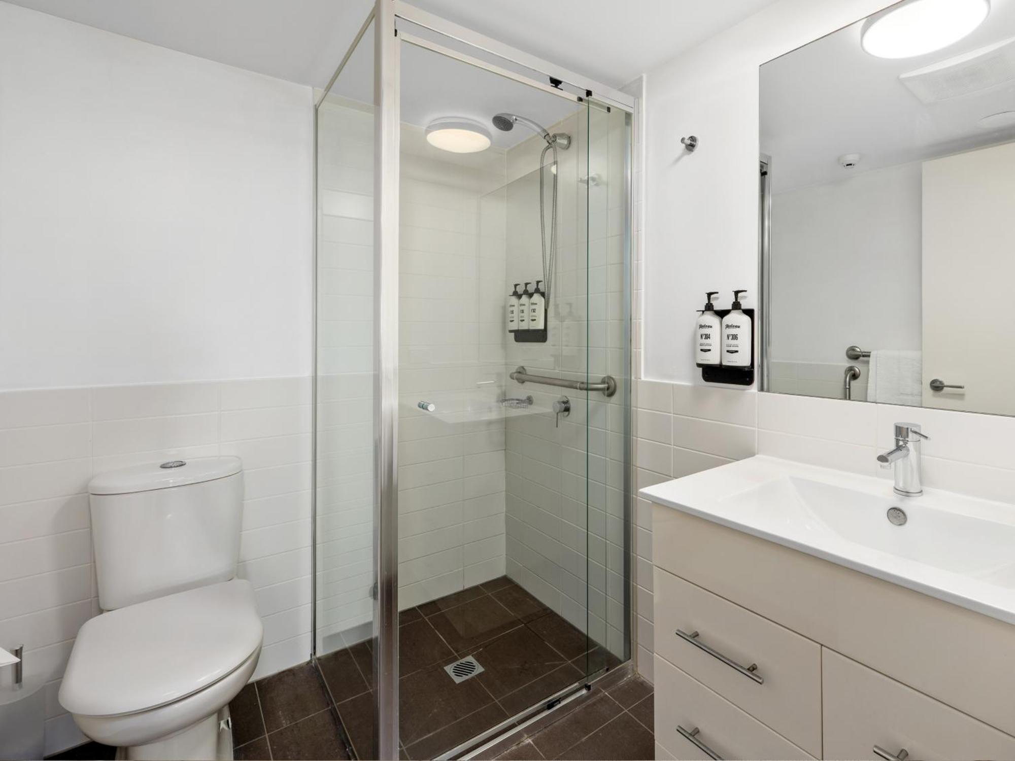 Terminus Apartment Hotel, Ascend Hotel Collection Newcastle Bagian luar foto