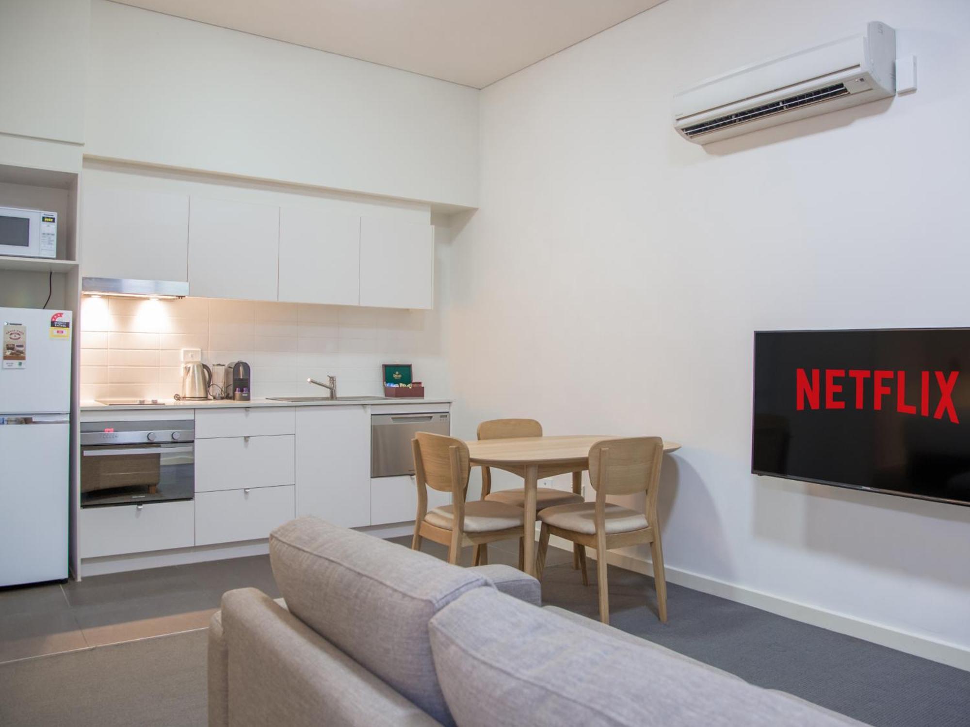Terminus Apartment Hotel, Ascend Hotel Collection Newcastle Bagian luar foto