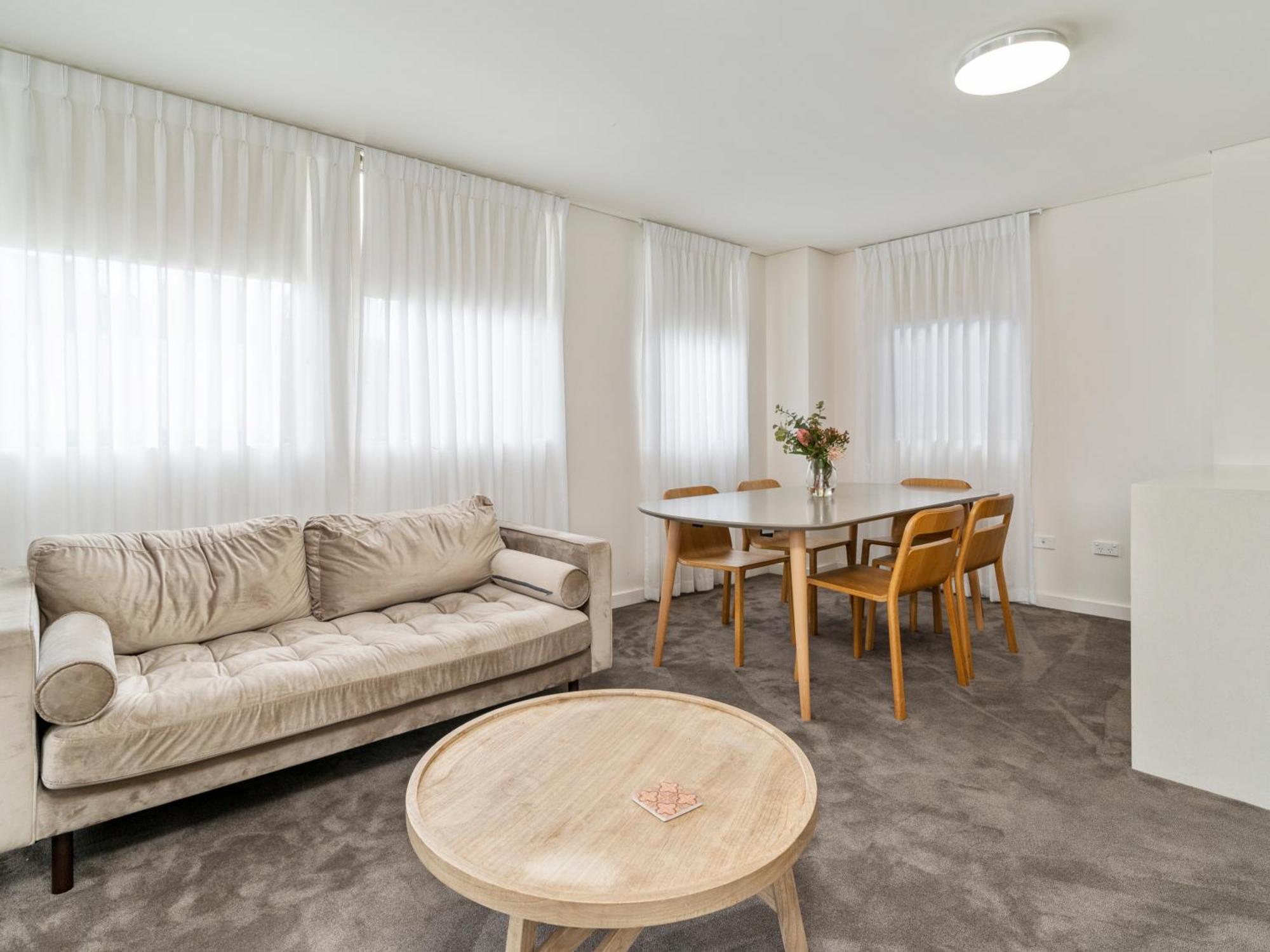 Terminus Apartment Hotel, Ascend Hotel Collection Newcastle Bagian luar foto